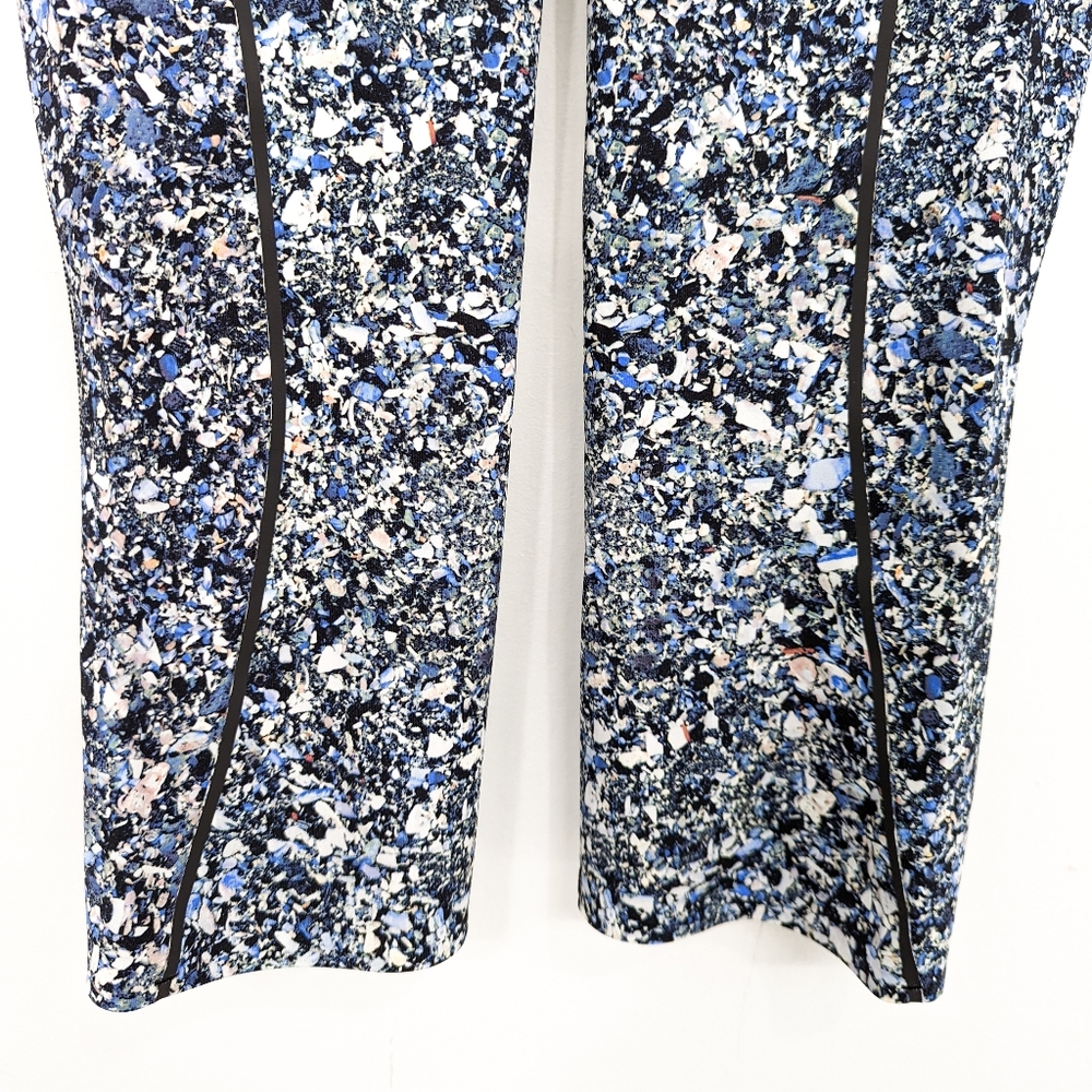 RARE Lululemon Seawheeze Chase Me Crop Tofino Shells Multi - Picture 7 of 11